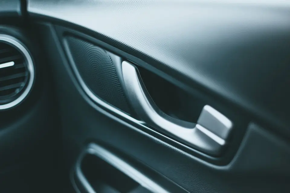 Interior & exterior detail